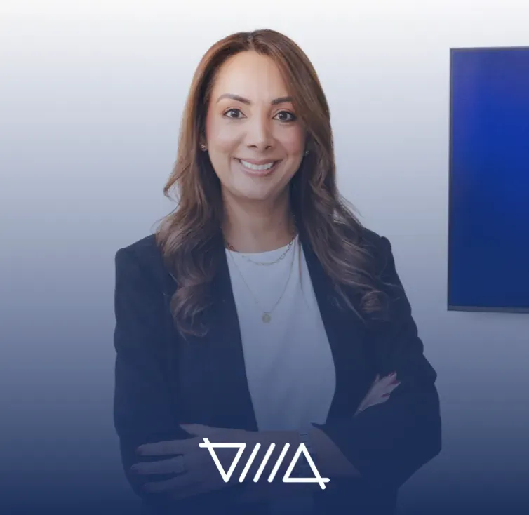 Mónica Ochoa, Socia Fundadora Retrato de Mónica Ochoa, abogada y socia fundadora de Arenas Ochoa Abogados